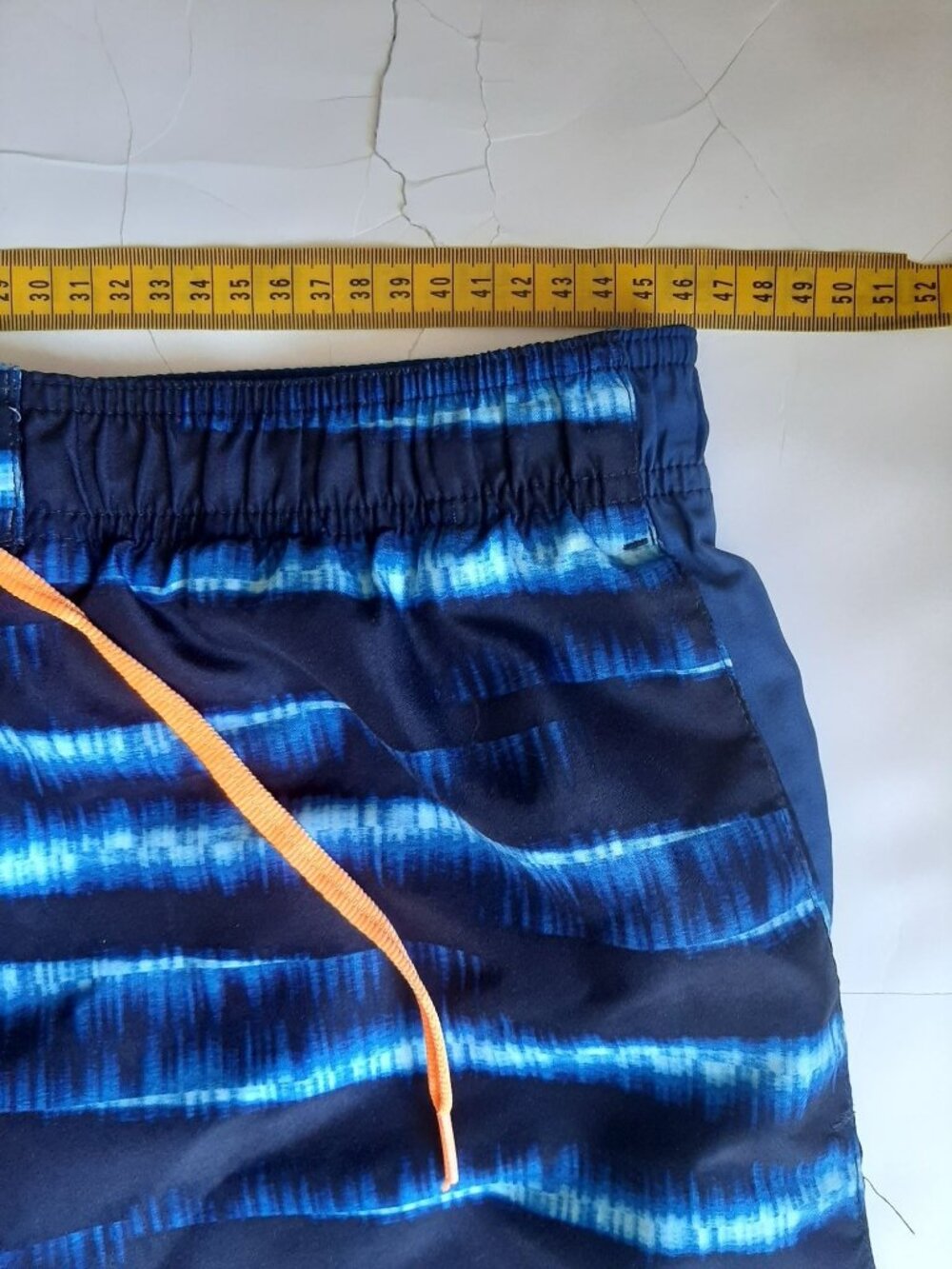 Nike Striped Tie-Dye Swim Trunks Size XL Pockets Lining  Beach Travel Summer - Picture 6 of 10